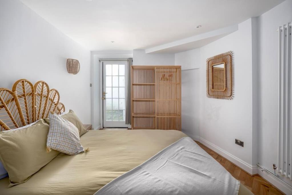 Spacious Apartment - 5 Minutes Walk To Bath Abbey מראה חיצוני תמונה